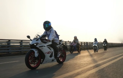 Giải ph&aacute;p &acirc;m thanh cho mũ bảo hiểm k&iacute;n mặt: C&aacute;ch OHMIEX định nghĩa lại trải nghiệm l&aacute;i xe kết nối cho c&aacute;c thương hiệu v&agrave; người l&aacute;i