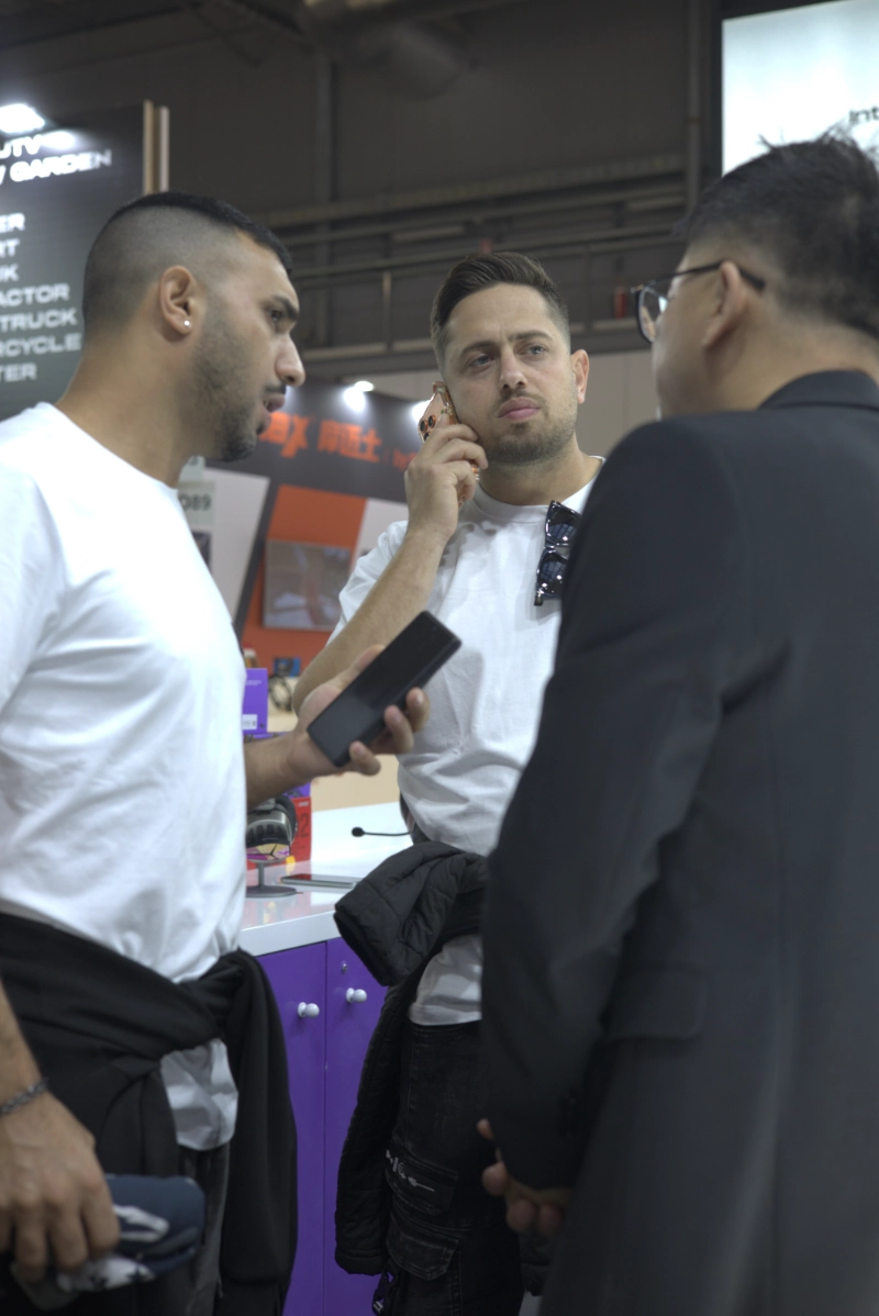 OHMIEX tỏa sáng tại EICMA Milan 2025