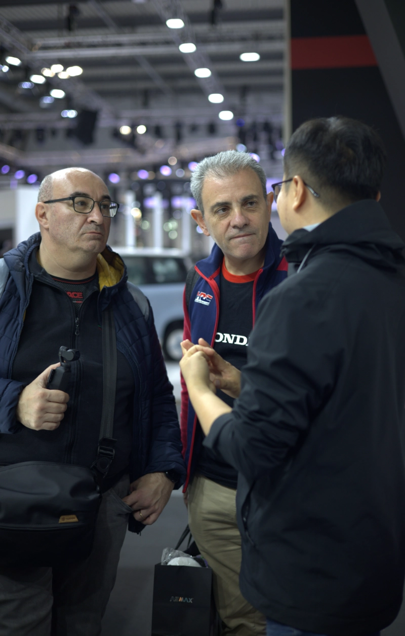 OHMIEX tỏa sáng tại EICMA Milan 2025