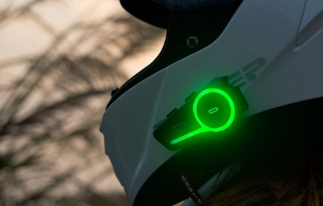 Ride Connected: Tai nghe Bluetooth d&agrave;nh cho mũ bảo hiểm OEM/ODM d&agrave;nh cho c&aacute;c thương hiệu xe m&aacute;y to&agrave;n cầu